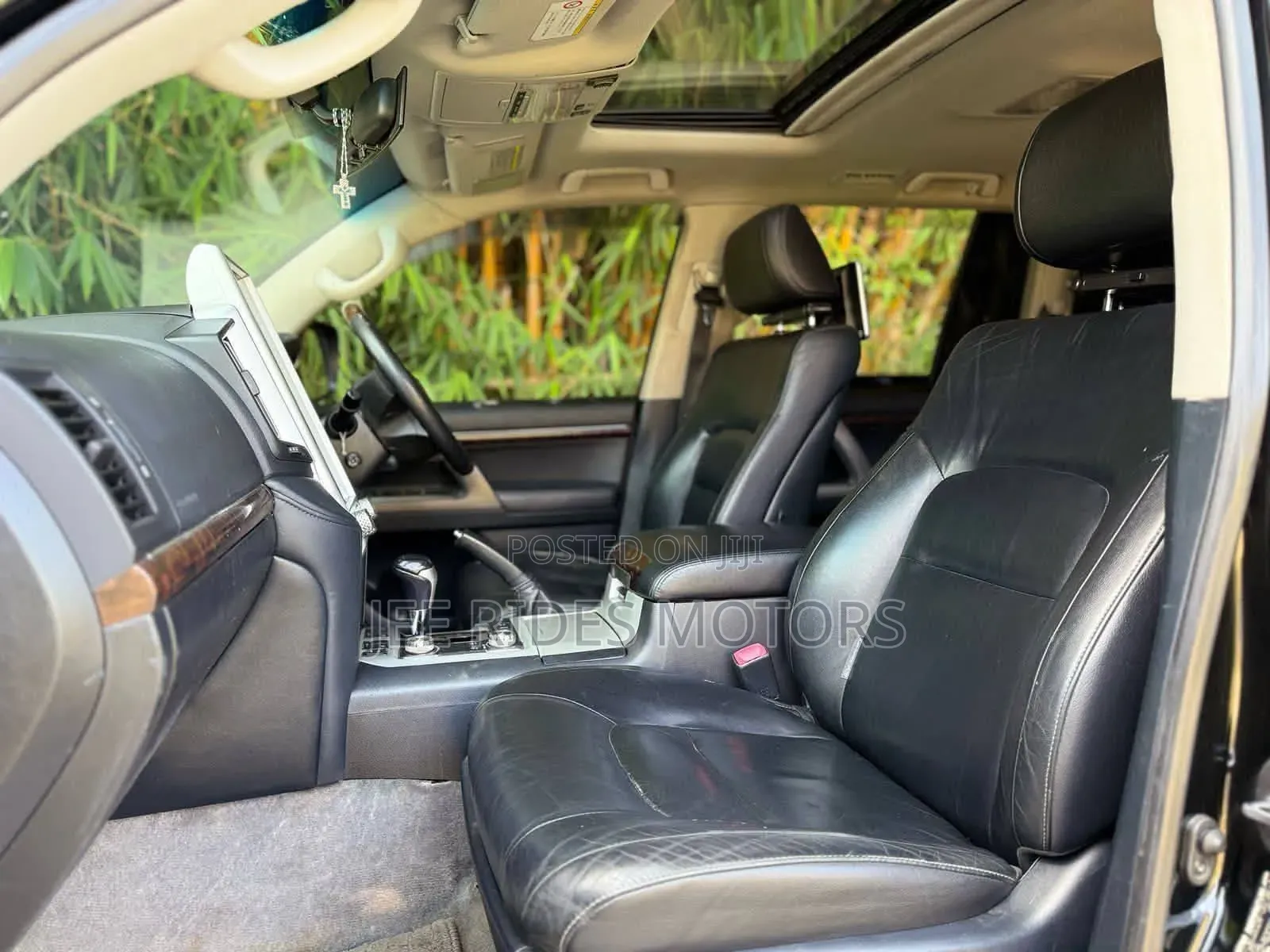 Toyota Land Cruiser 2011 Burgundy
