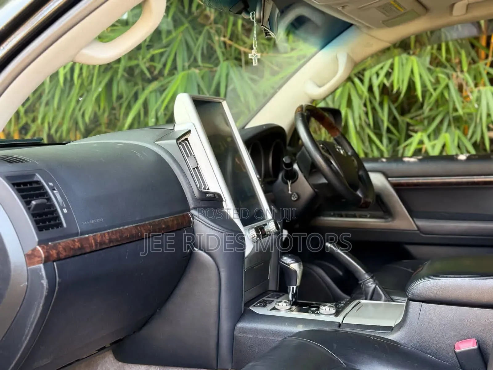 Toyota Land Cruiser 2011 Burgundy