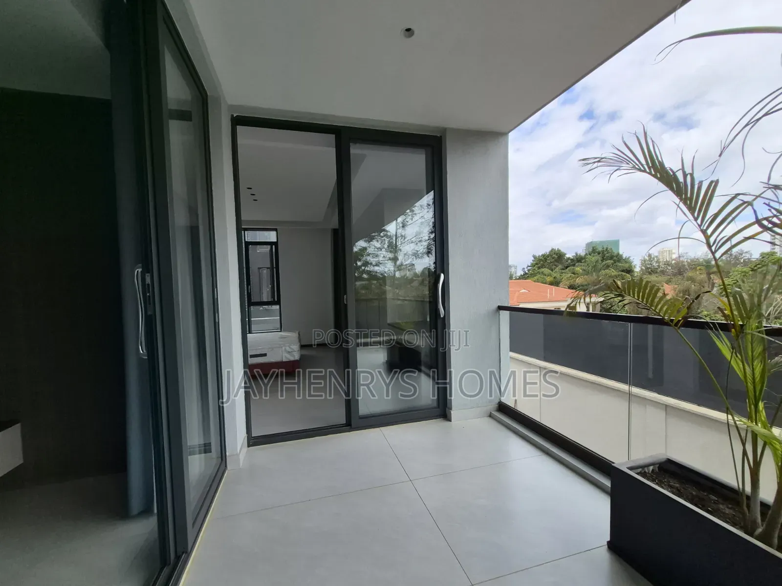 5bdrm House in Muthangari for sale