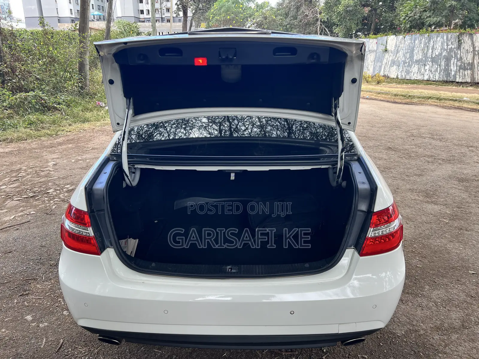 Mercedes-Benz E250 2010 White