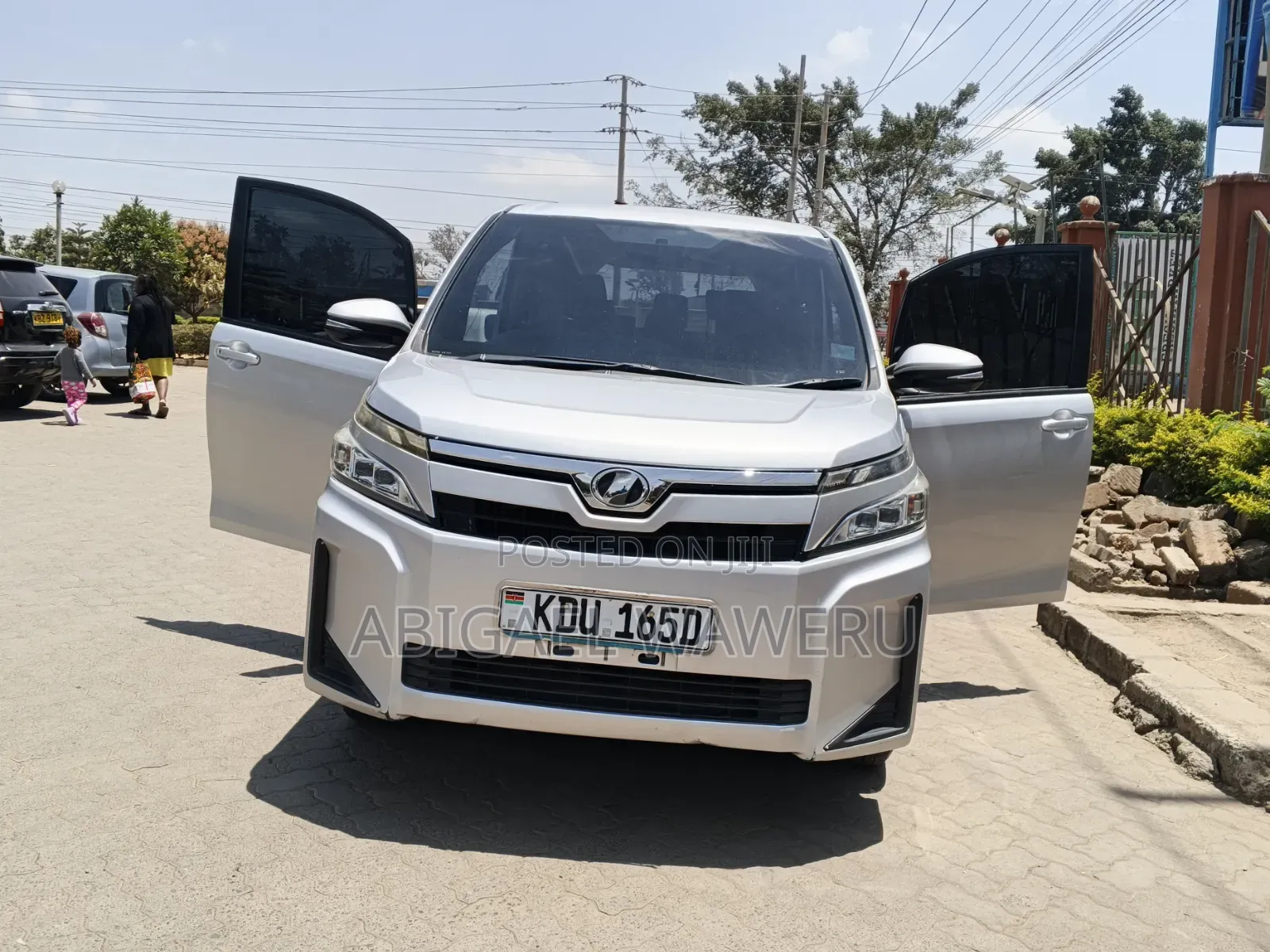 Toyota Voxy 2019 Silver