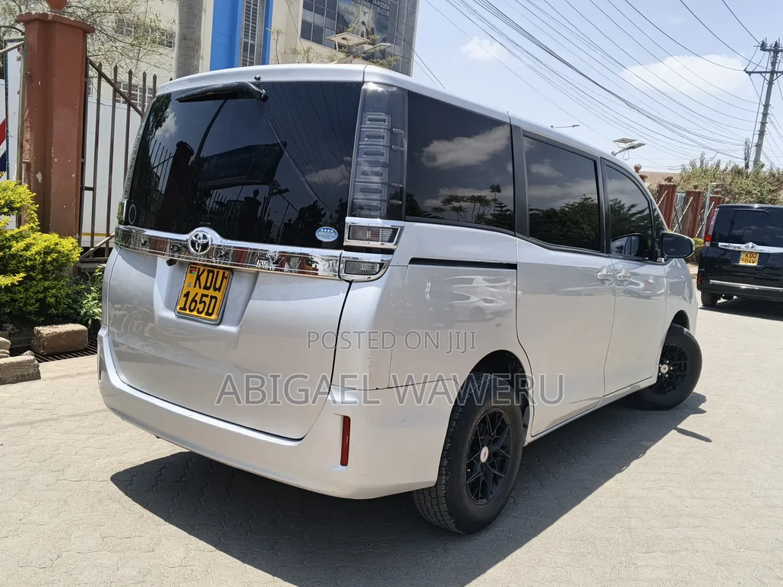 Toyota Voxy 2019 Silver