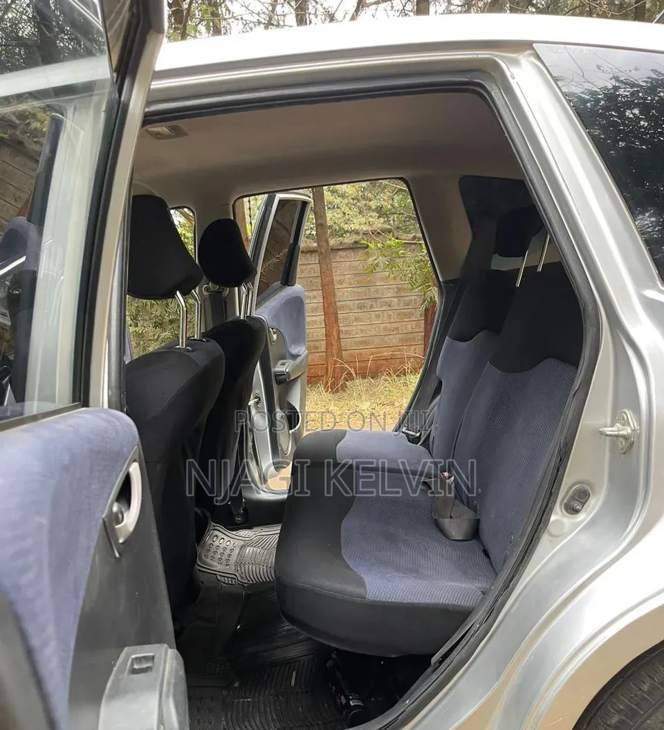 Honda Fit 2011 Silver