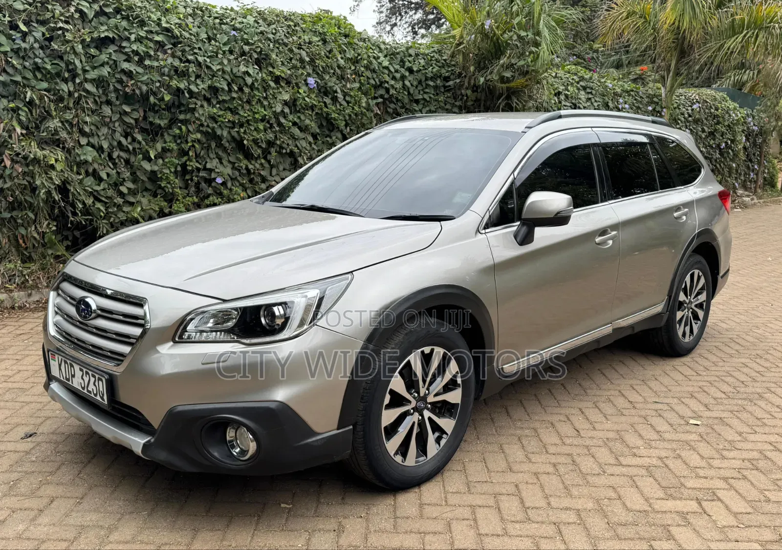 Subaru Outback 2015 Gold