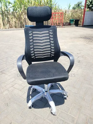 Black Mesh Office Chair With Headrest