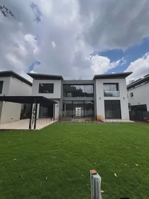 5bdrm Villa in Runda for rent