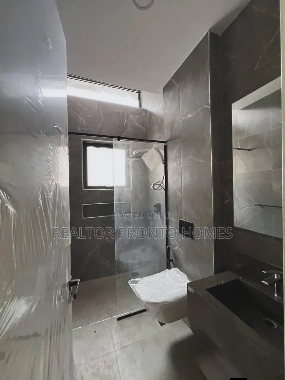 5bdrm Villa in Runda for rent