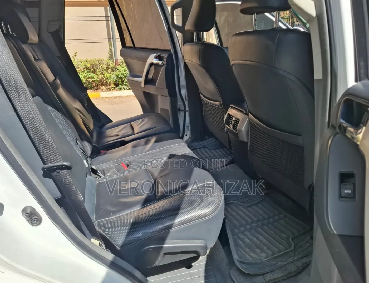 Toyota Land Cruiser Prado 2011 White