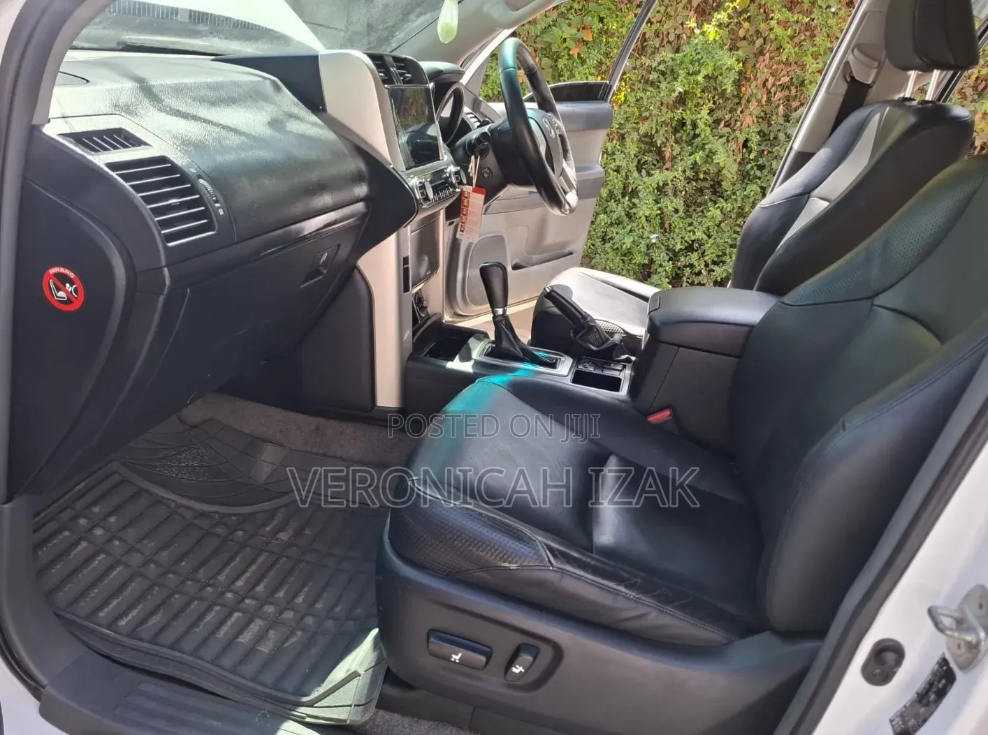 Toyota Land Cruiser Prado 2011 White