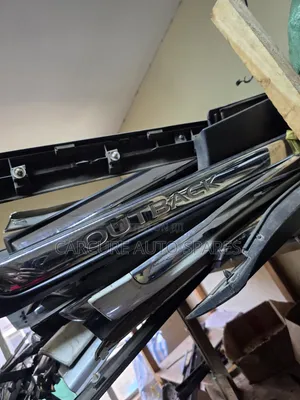 Subaru Outback Bs9 Door Mouldings