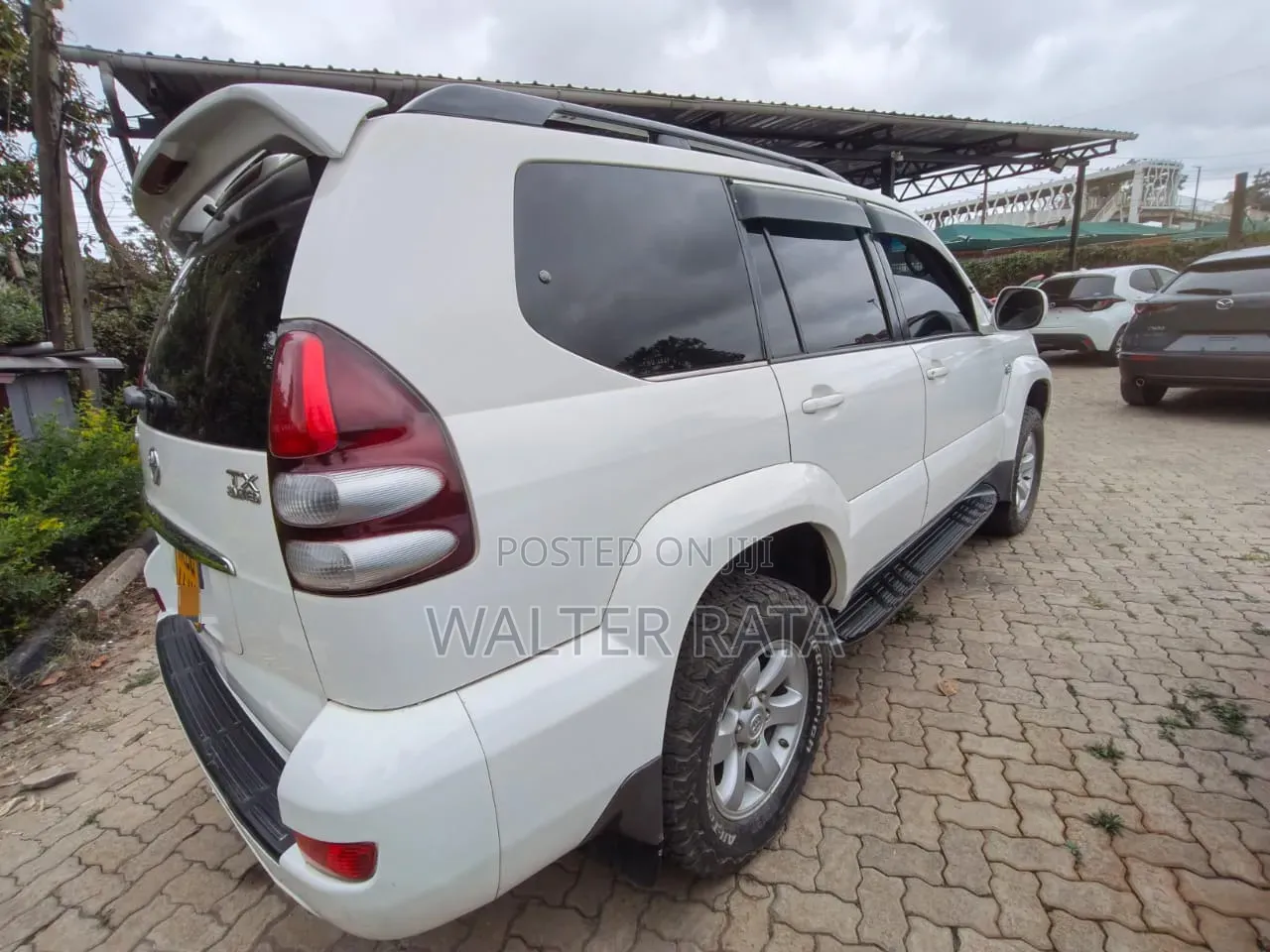Toyota Land Cruiser Prado 2006 White