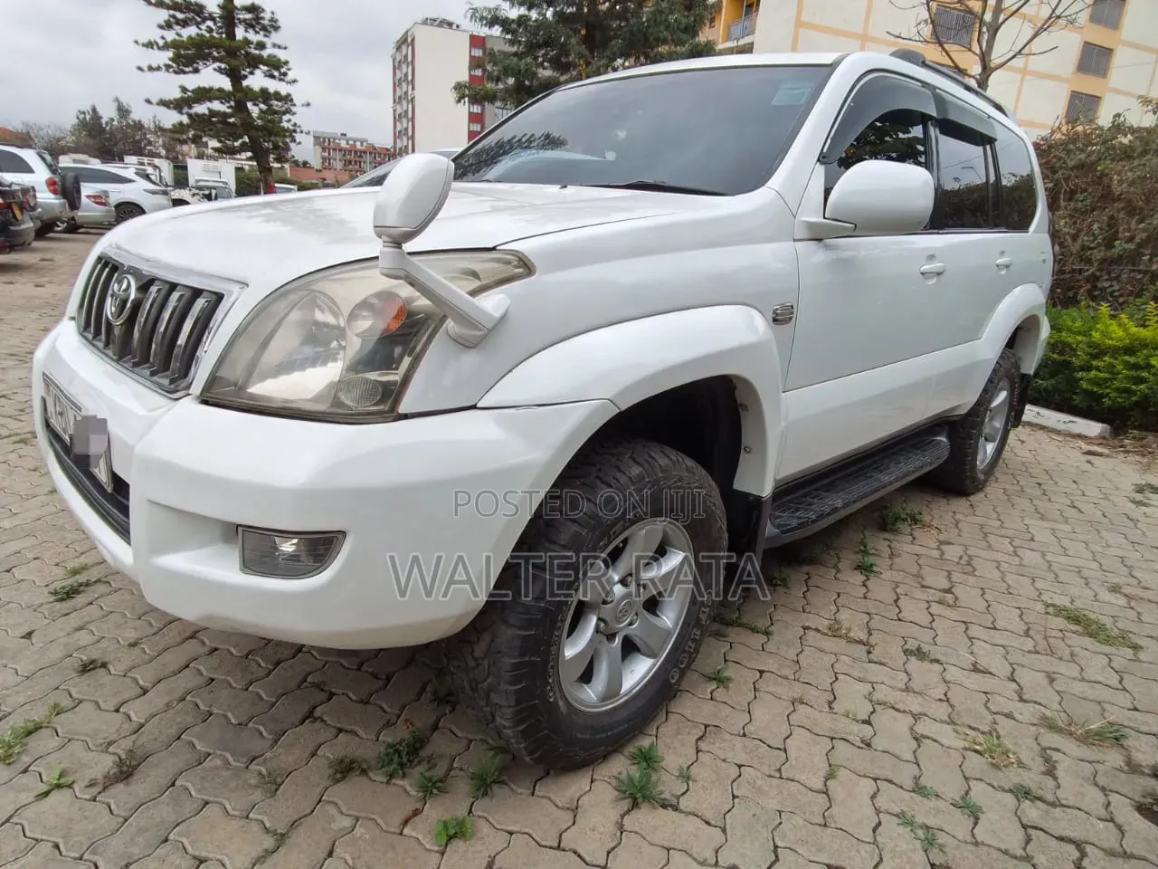 Toyota Land Cruiser Prado 2006 White