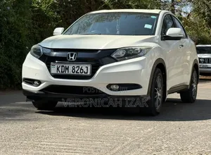Honda Vezel 2016 White