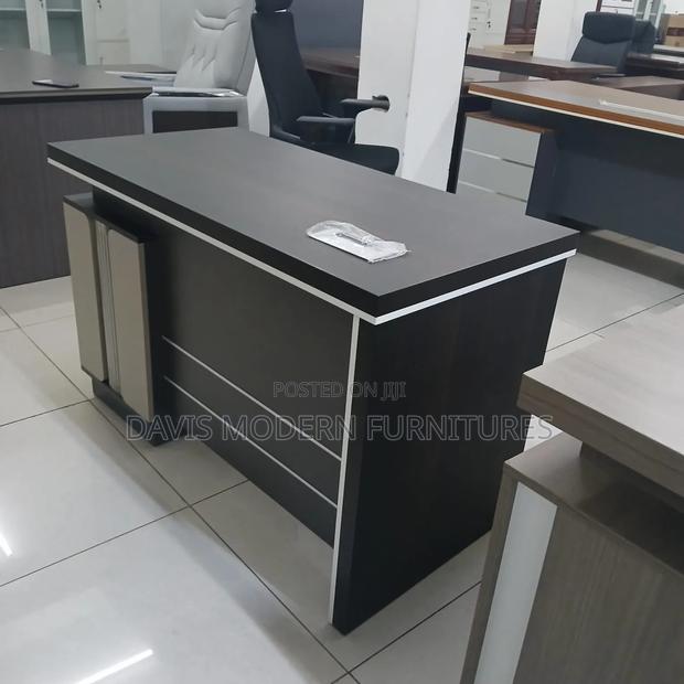 Executive Office Desk - main view