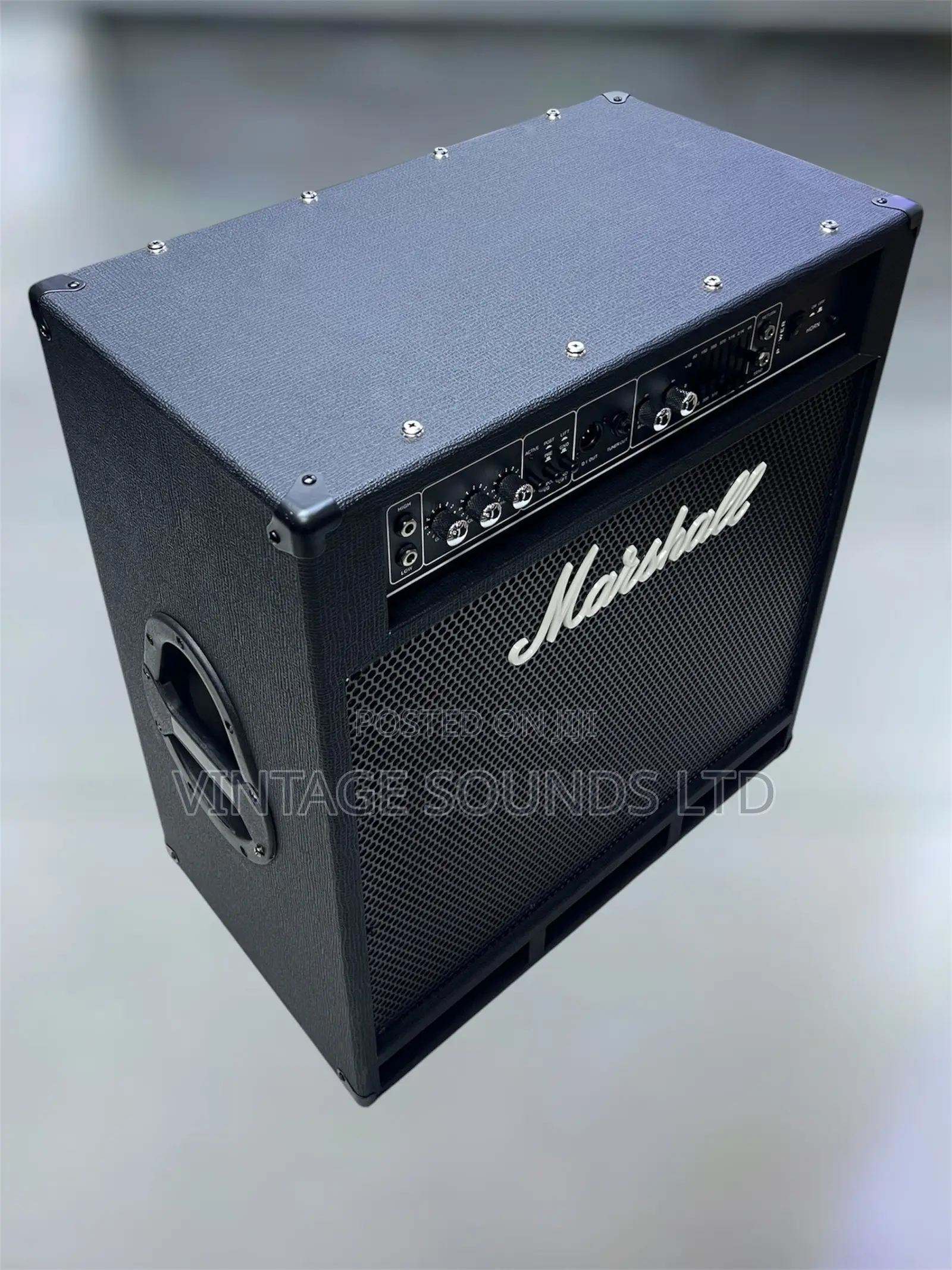 Marshall BA400 400W Hybrid Bass Guitar Combo Amplifier With 7-Band EQ