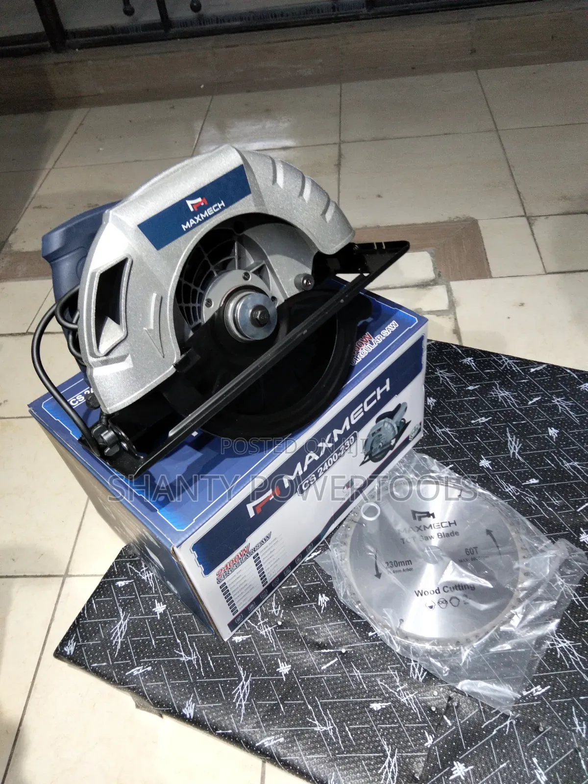 Quality 9" Circular Saw 2400w
