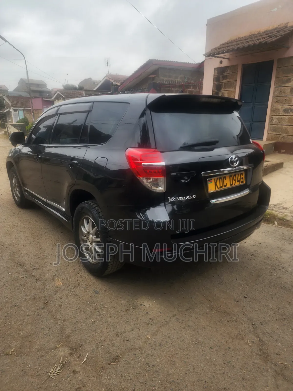 Toyota Vanguard 2012 Black