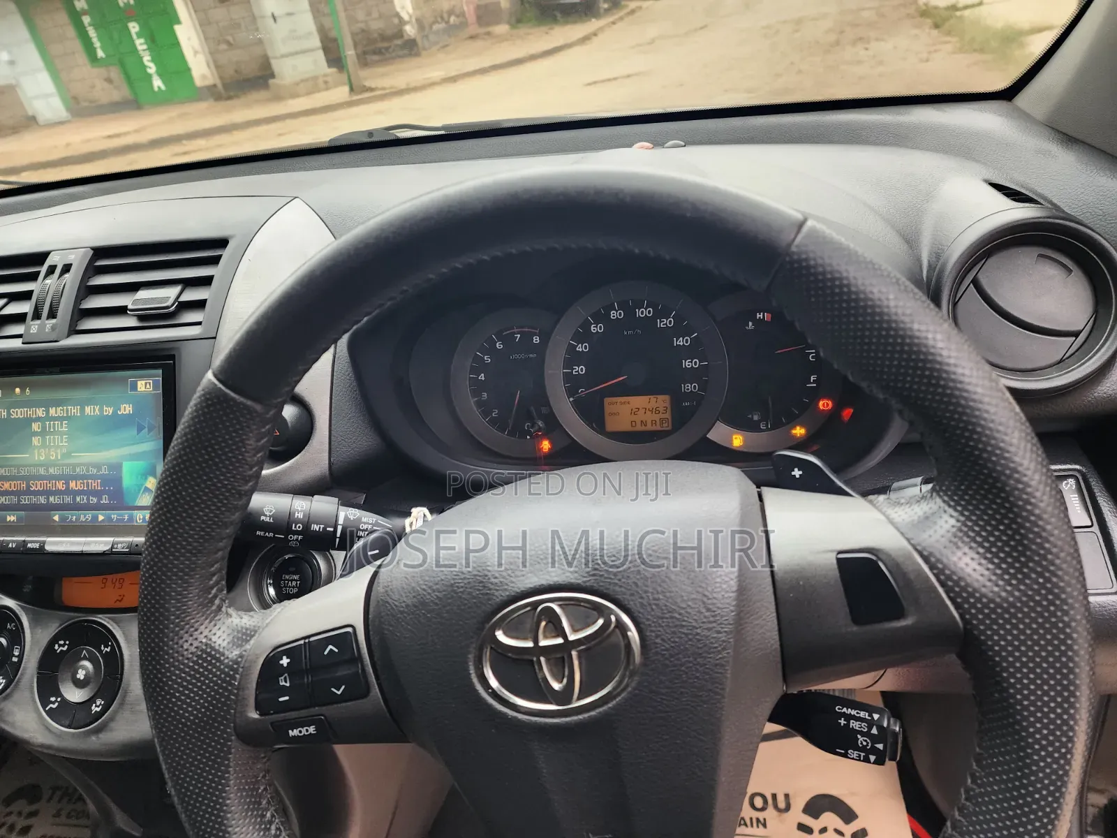 Toyota Vanguard 2012 Black