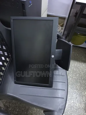 HP 19inch Wide