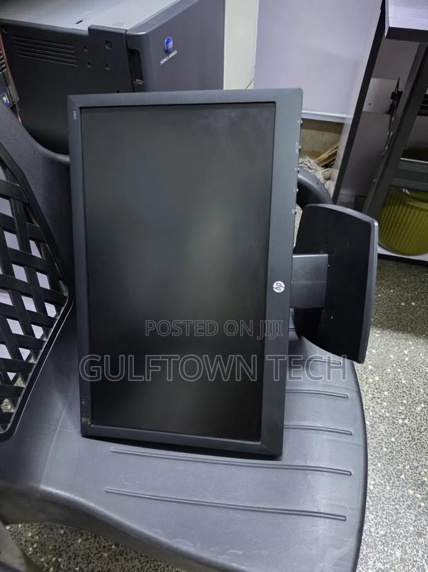 HP 19inch Wide - thumbnail 2