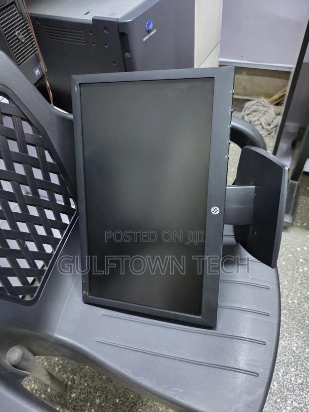 HP 19inch Wide - thumbnail 3