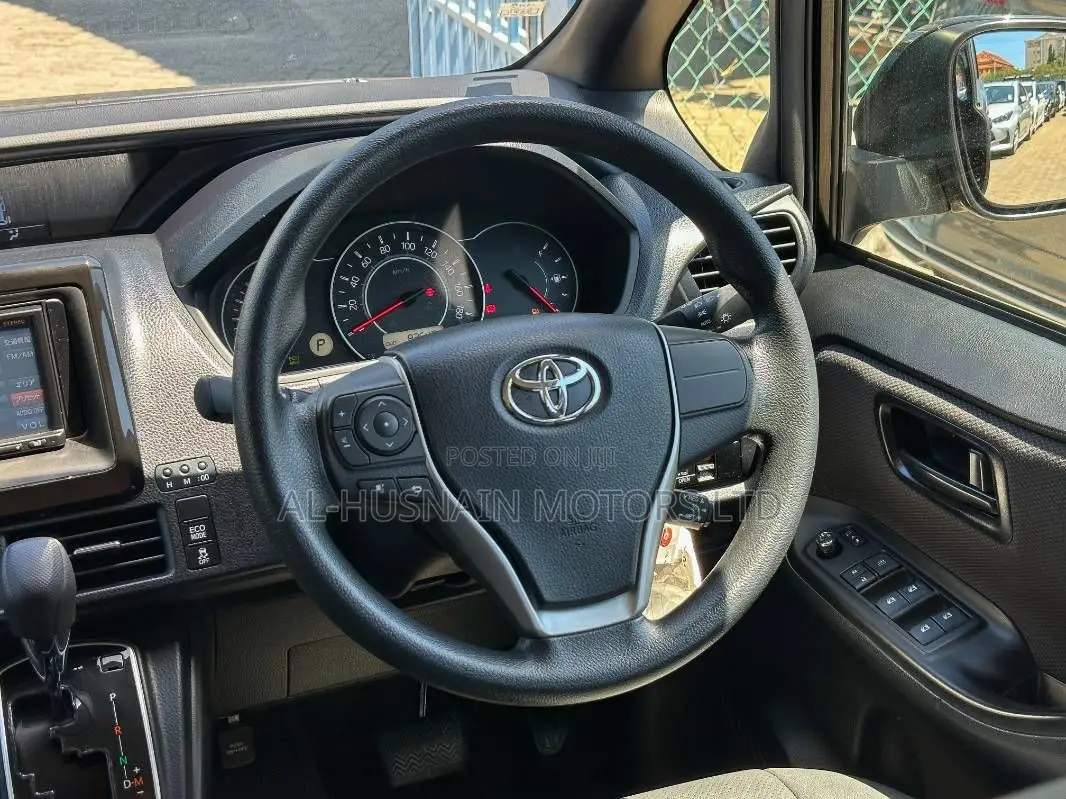 Toyota Noah 2.0 AWD (8 Seater) 2019 Black