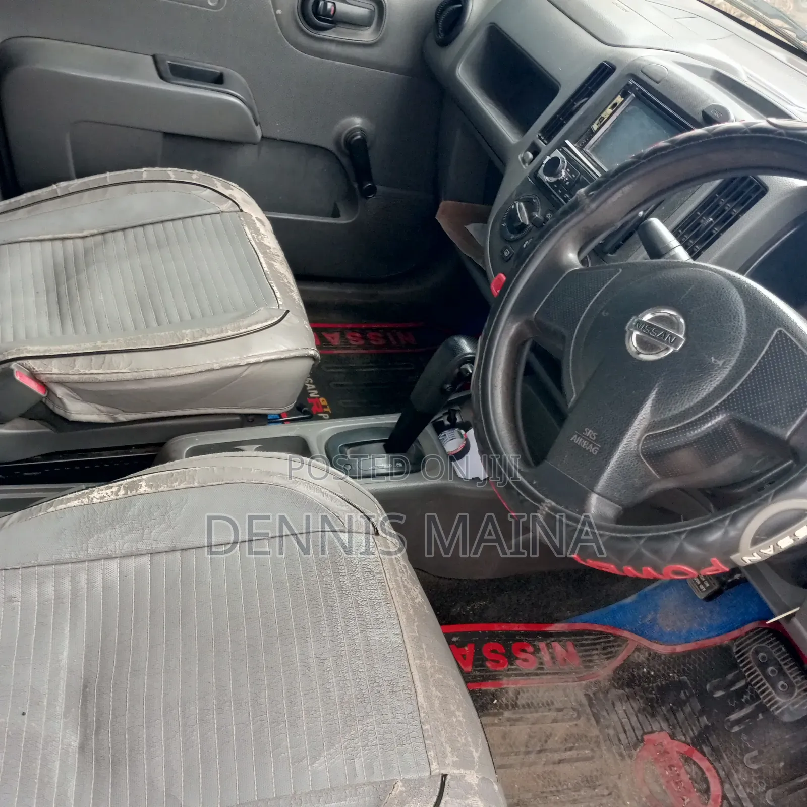 Nissan Advan 2011 Silver