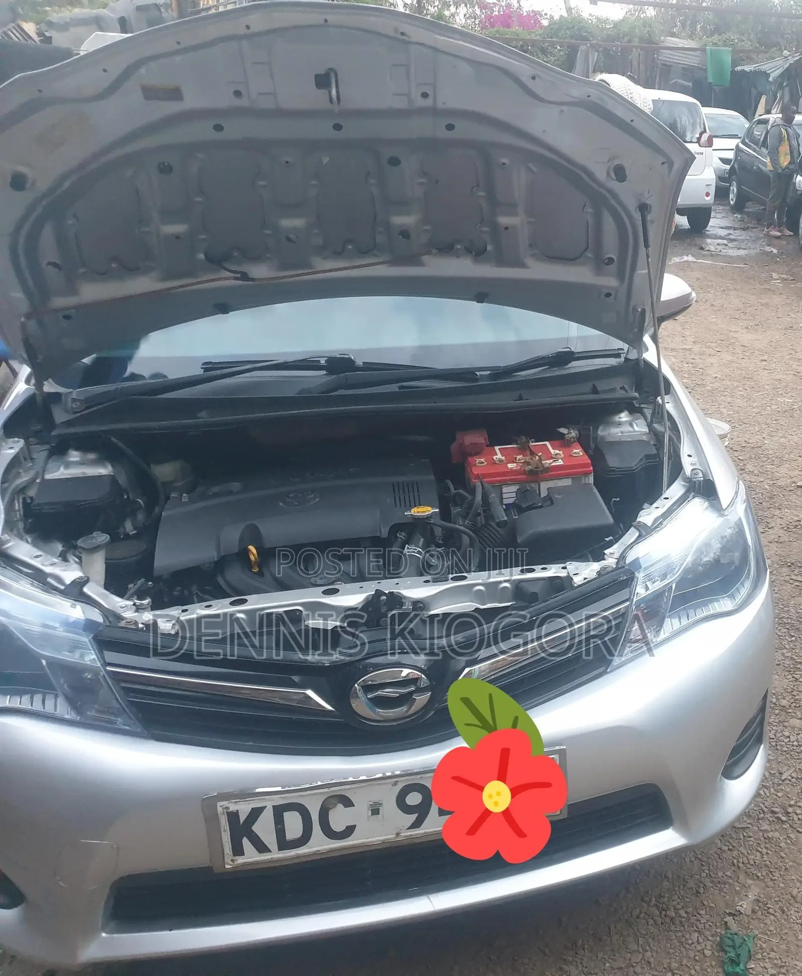 Toyota Corolla Fielder 1.5 Petrol FWD 2014 Silver