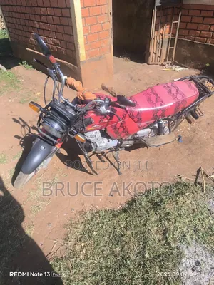 Honda 125 Bike