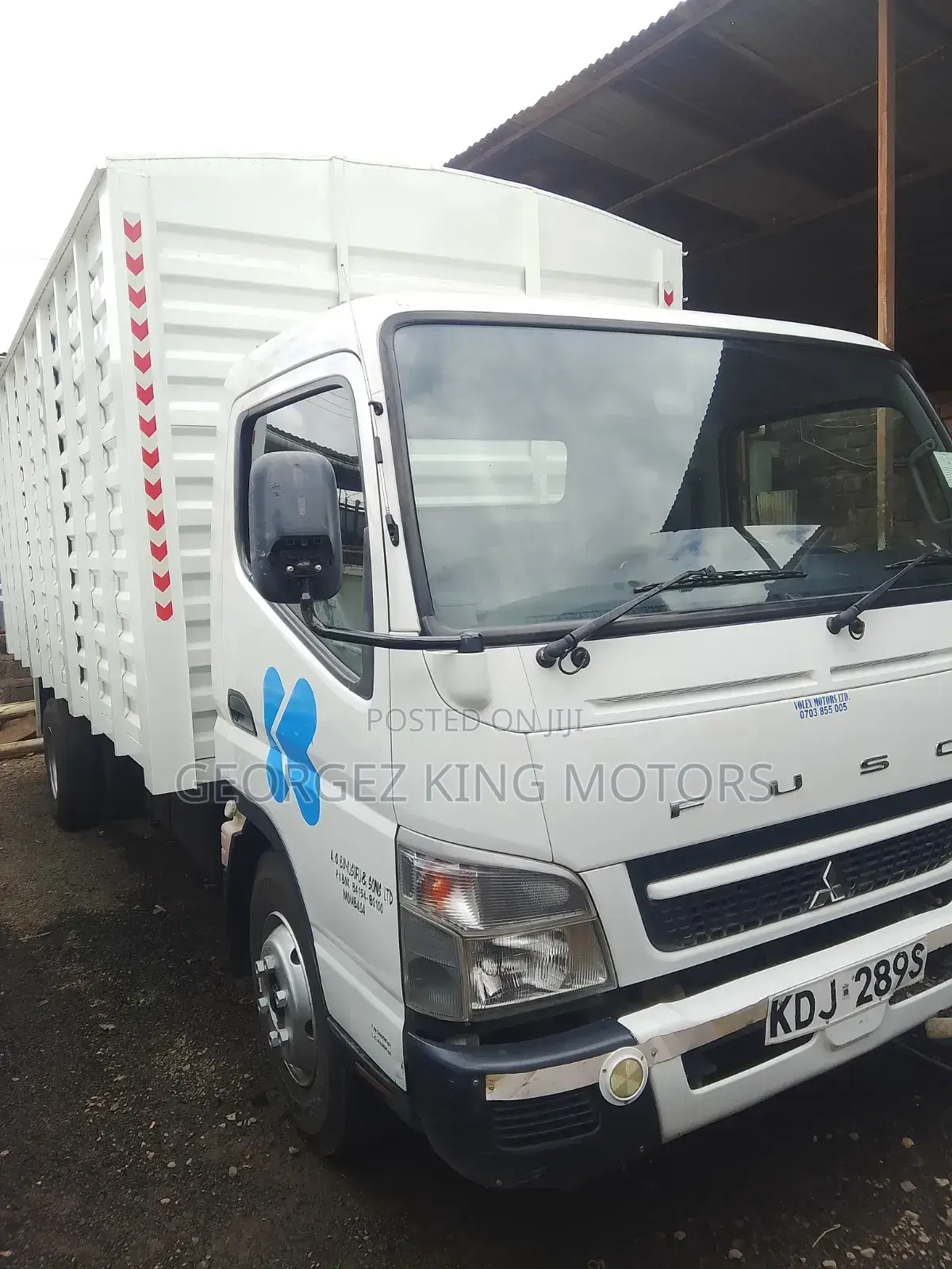 MITSUBISHI Fuso Canter 2021 White