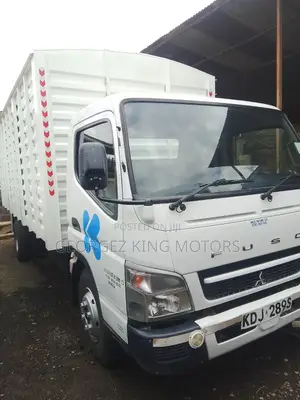 MITSUBISHI Fuso Canter 2021 White