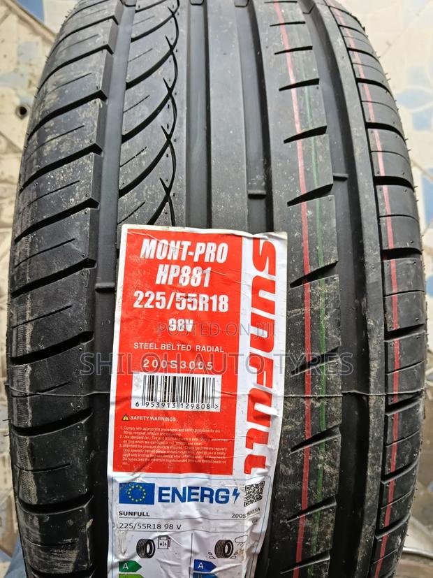 225/55r18 Sunfull