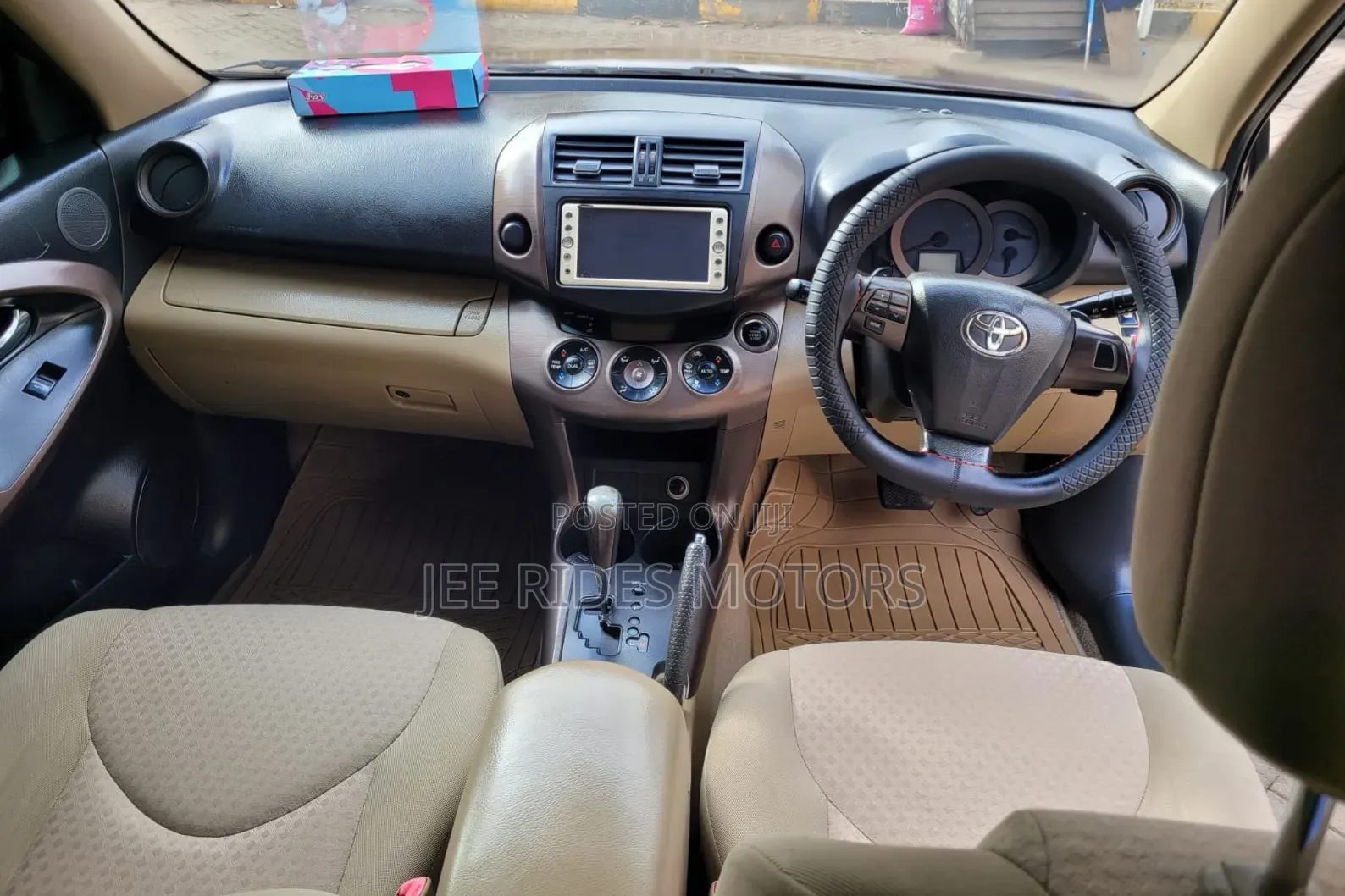 Toyota Vanguard 2011 Maroon