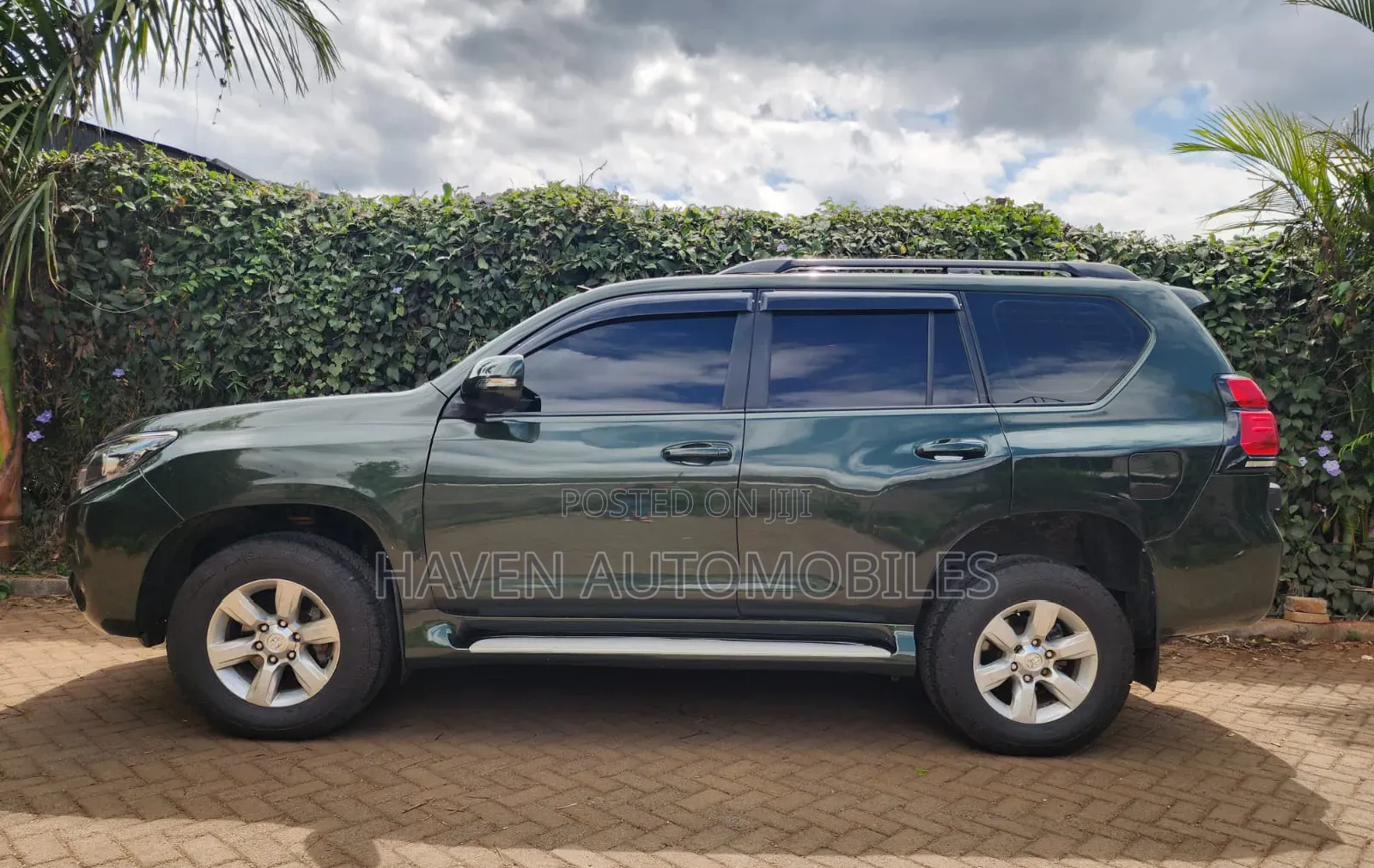 Toyota Land Cruiser Prado 2014 Green