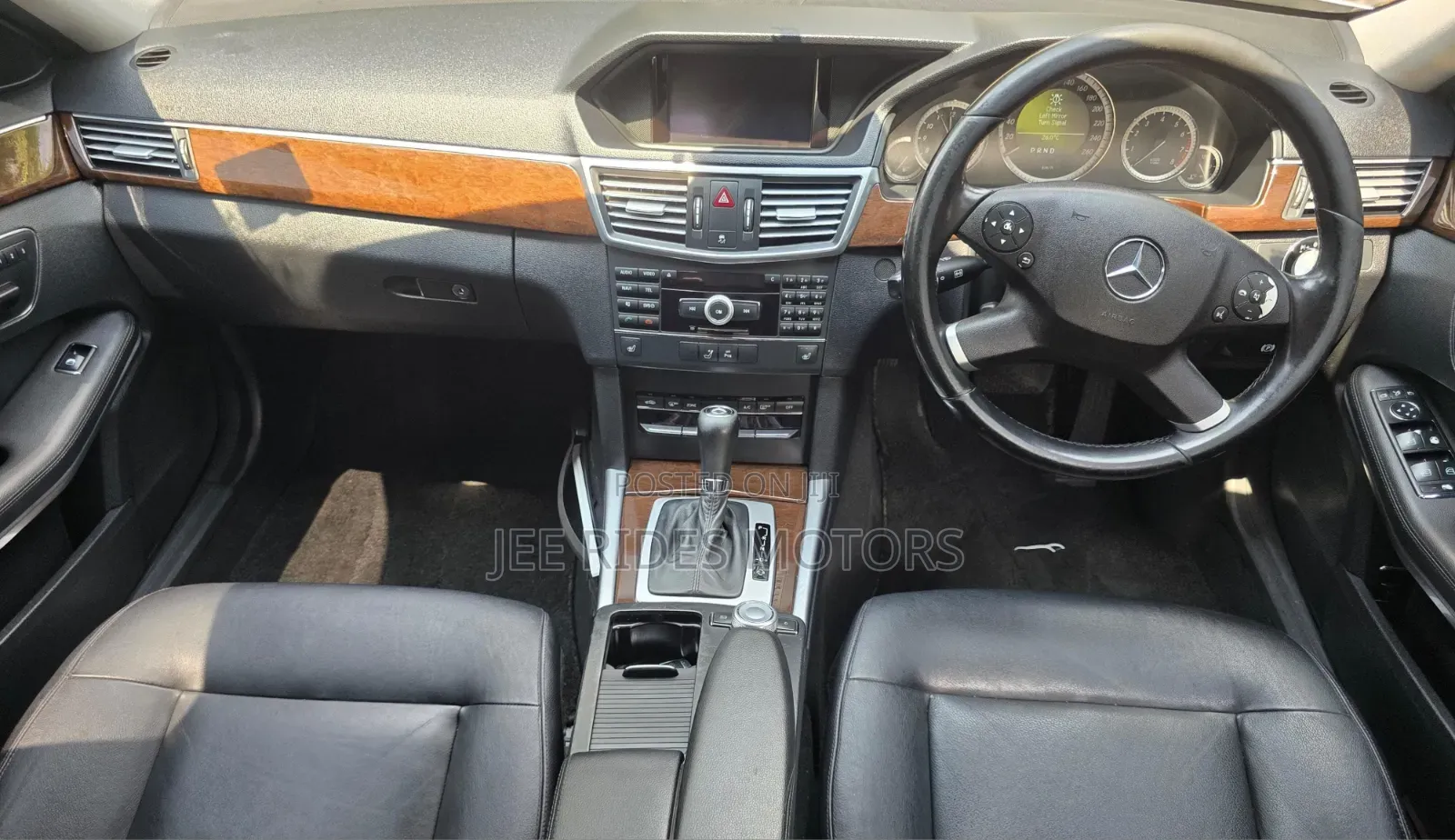 Mercedes-Benz E250 2010 Silver