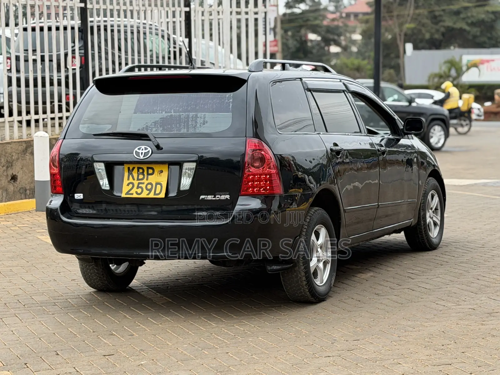 Toyota Corolla Fielder 2004 Black