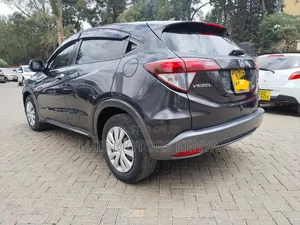 Honda Vezel 2018 Black