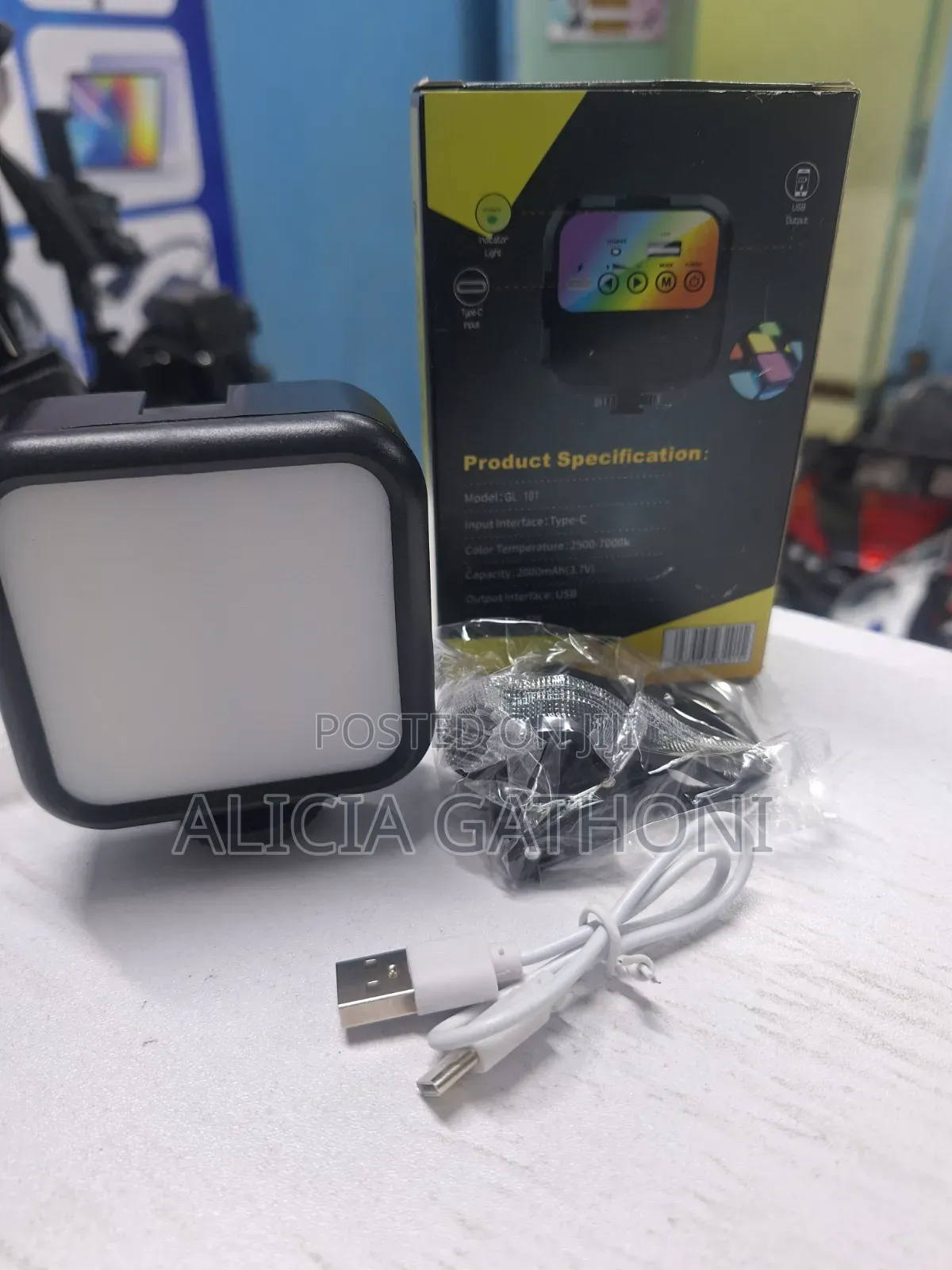 RECHAGEABLE Phone /Camera /Laptop Light