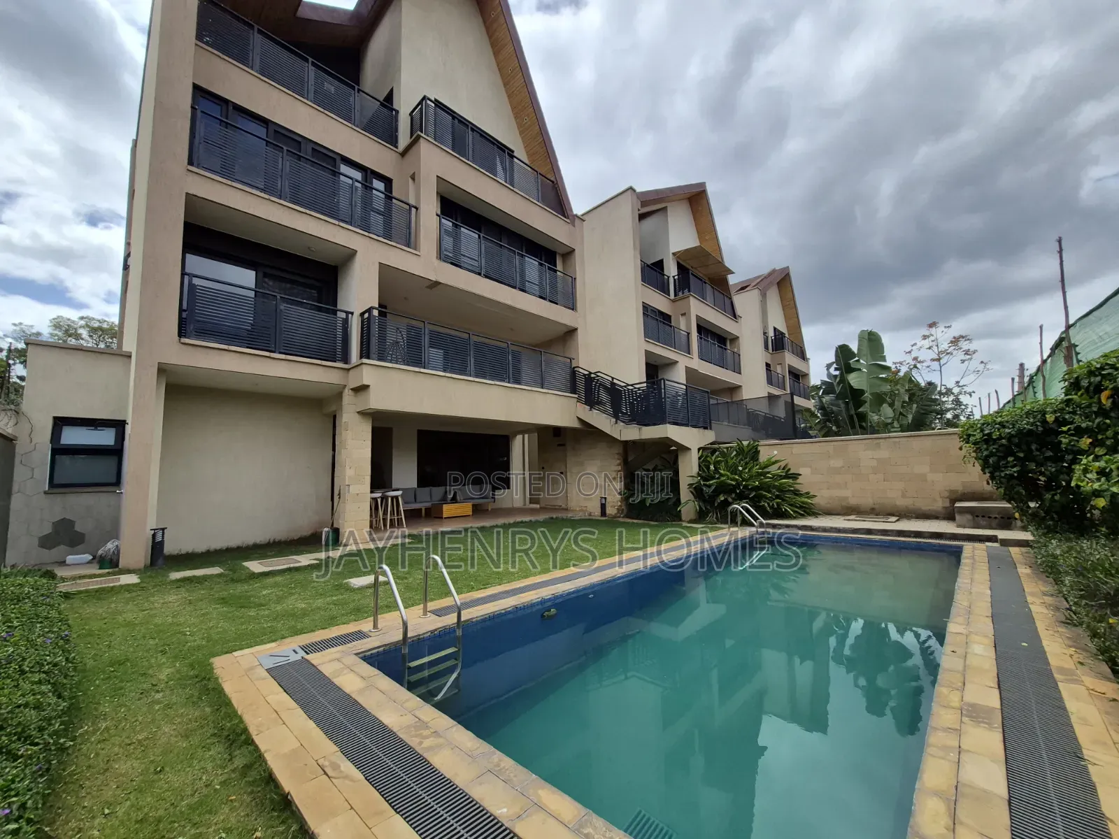 4bdrm House in Muthangari for sale