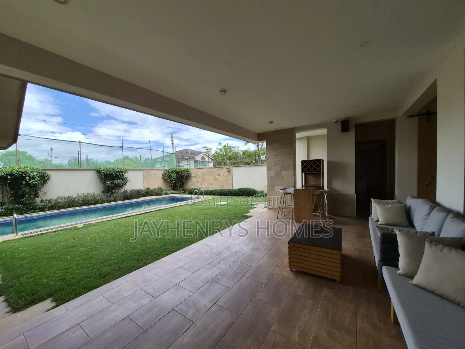 4bdrm House in Muthangari for sale