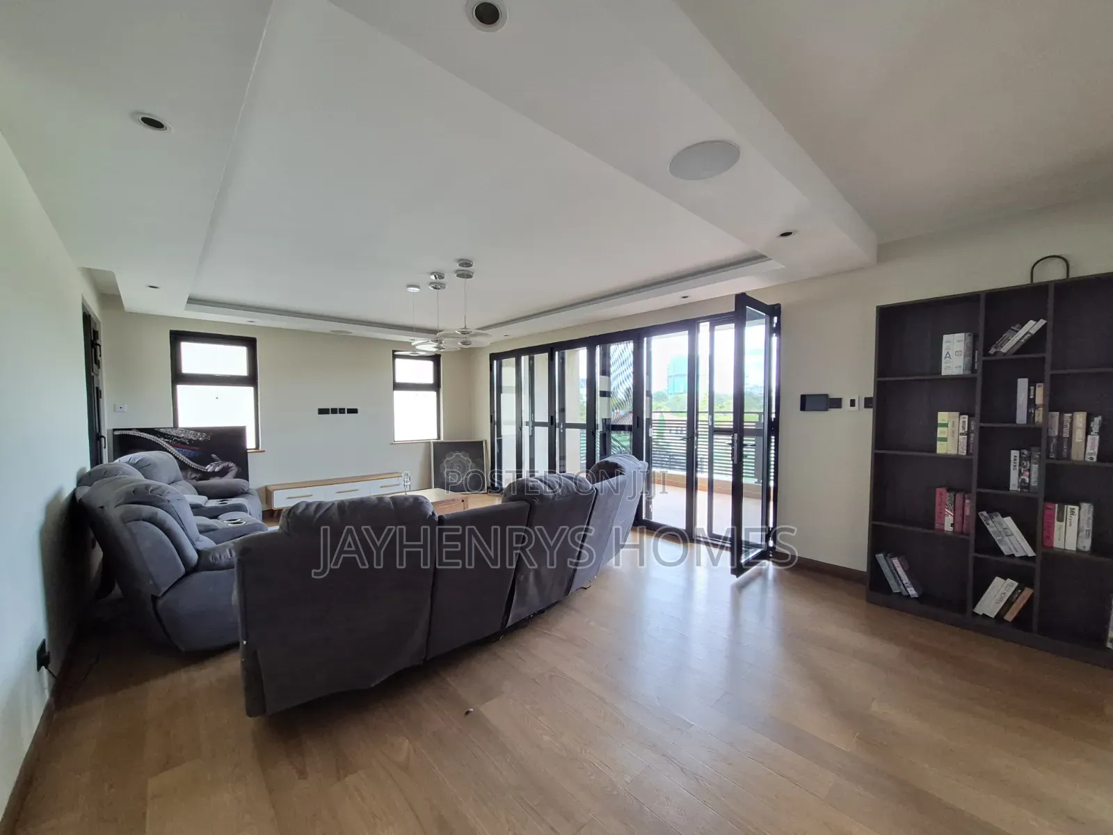 4bdrm House in Muthangari for sale