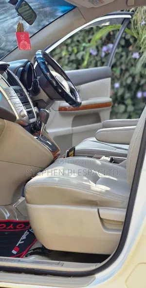 Toyota Harrier 2012 White