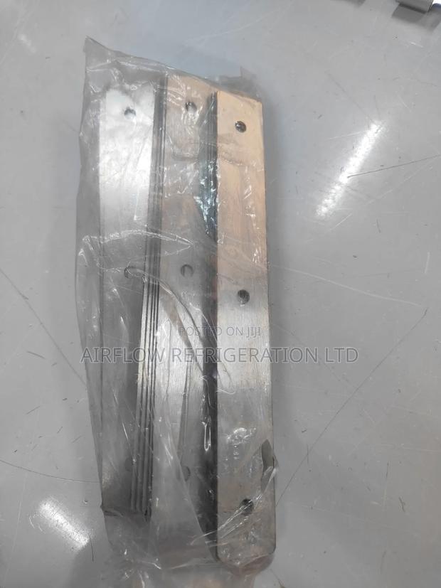 PVC Air Curtain Rail Hangers - thumbnail 3