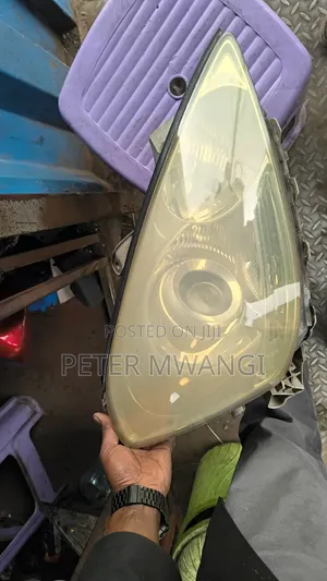 Toyota Allion 2005 Model Headlight