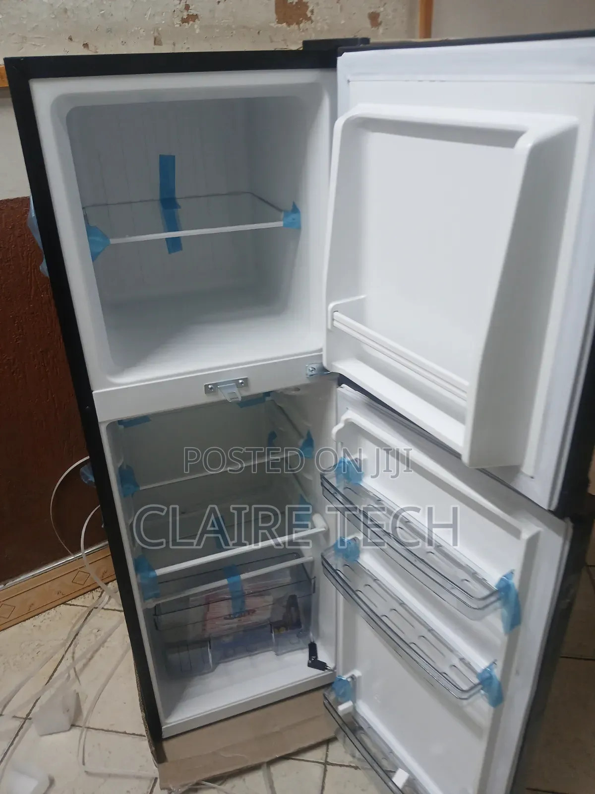 Ecomax 138L Double Door Fridge – Modern Kitchen Essential