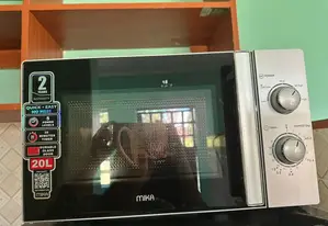 Microwave 20 Liters