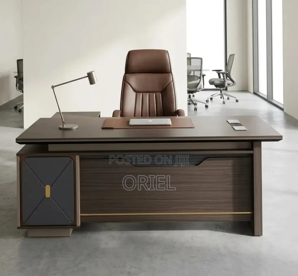 1.8M Executive Office Desk : Managers Office Table