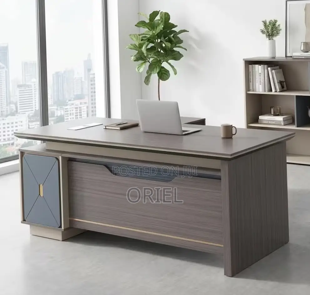 1.8M Executive Office Desk : Managers Office Table