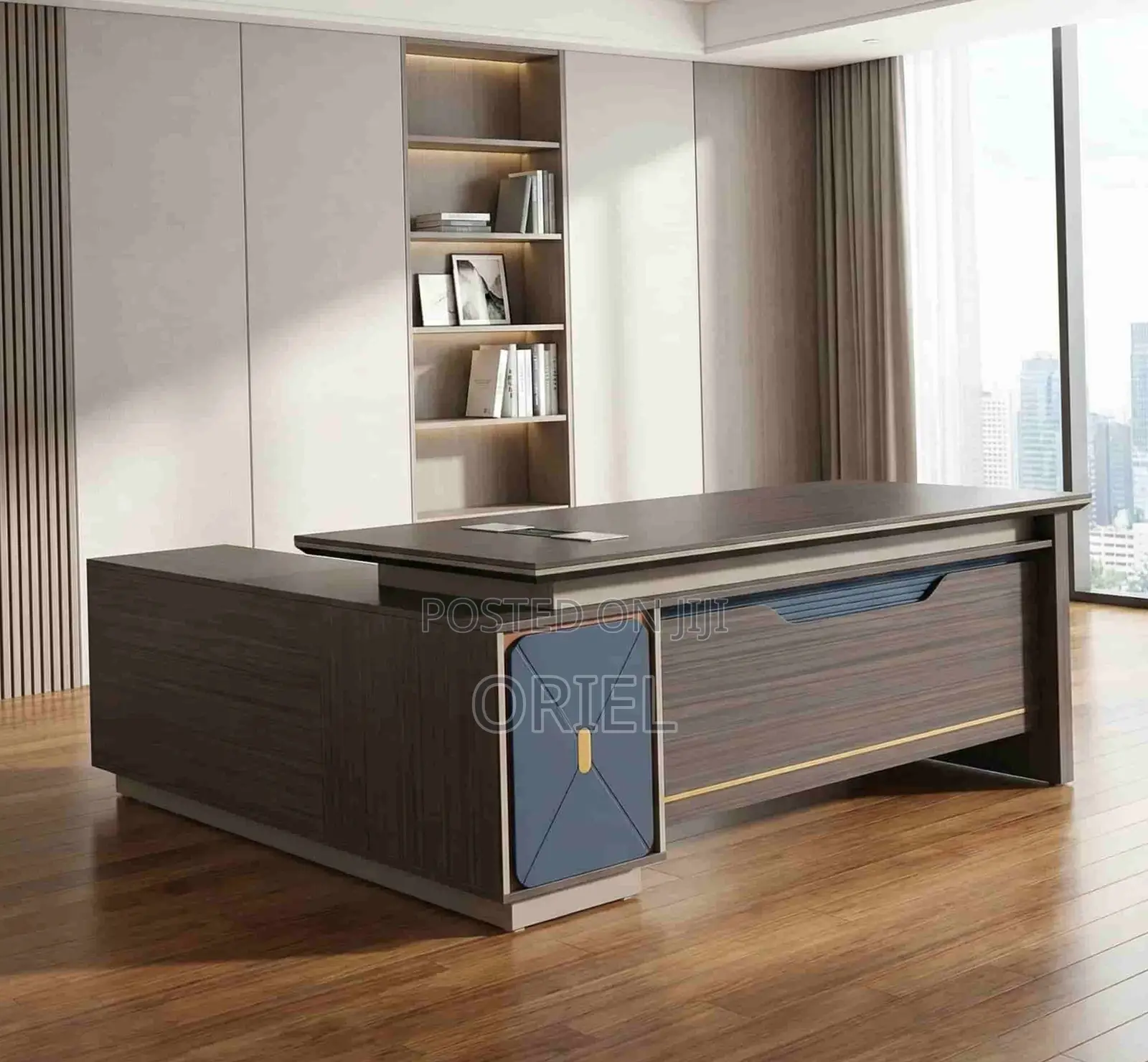 1.8M Executive Office Desk : Managers Office Table