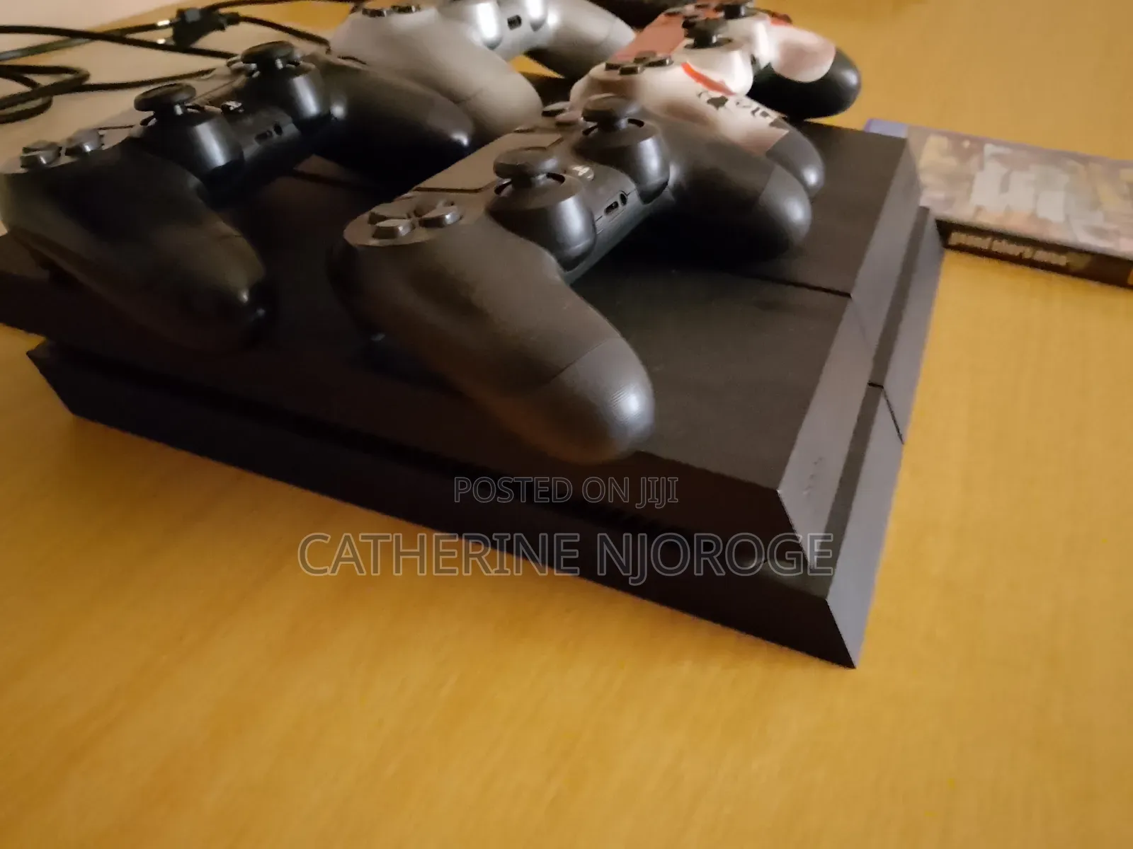 Play Station 4